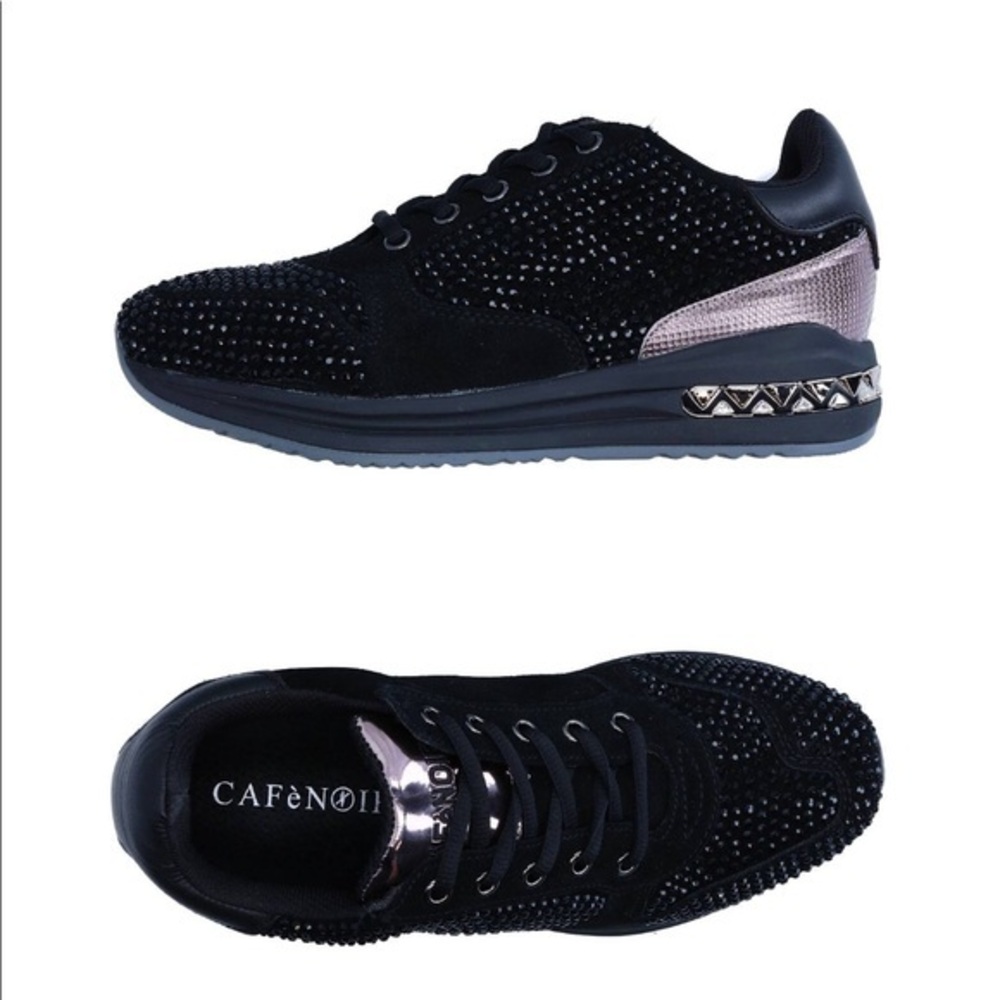 Cafe noir, women’s sneakers, size 40/10